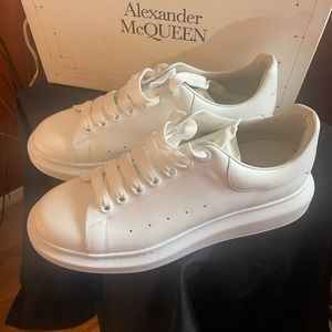 Alexander MCQUEEN men 10